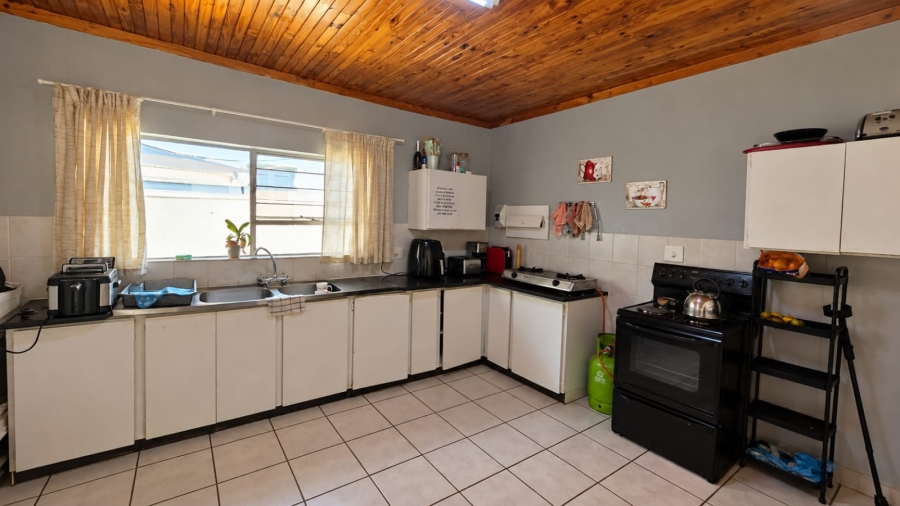 3 Bedroom Property for Sale in Ifafi North West